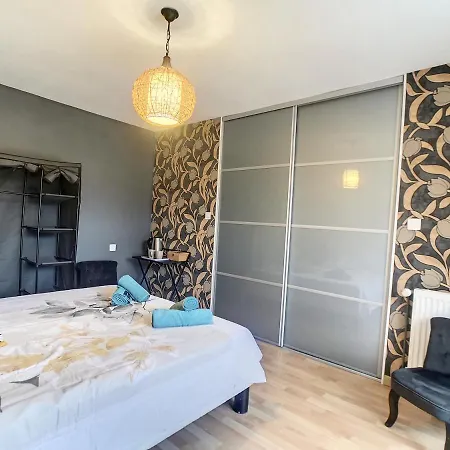 Couette-café Les Goujatoux-chambre Brantome 3*
