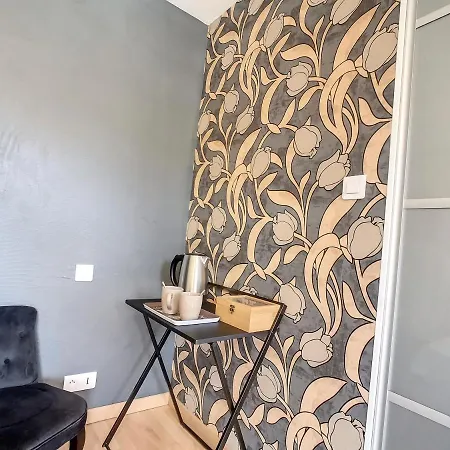 Les Goujatoux-chambre Brantome Couette-café 3*